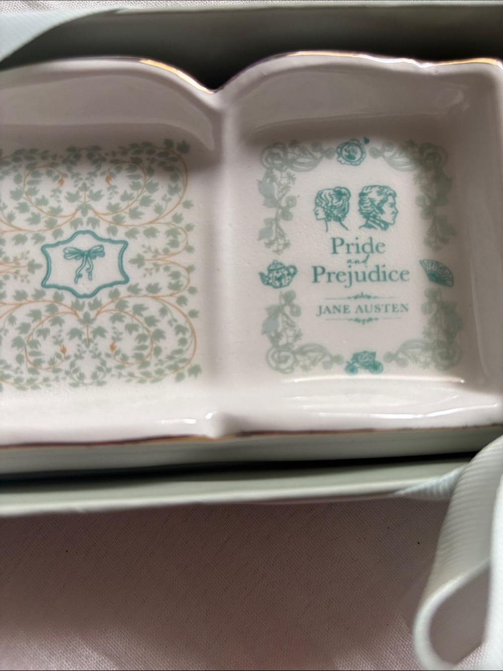 Pride and Prejudice Jane Austen trinket tray